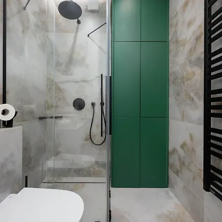 Apartment Luxury In With 2 Bedrooms And Parking By Renters Prestige
