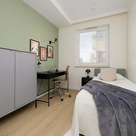 Appartamento Luxury In With 2 Bedrooms And Parking By Renters Prestige